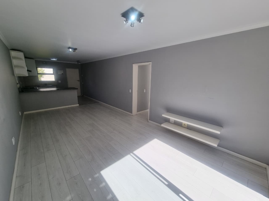 1 Bedroom Property for Sale in Royal Ascot Western Cape